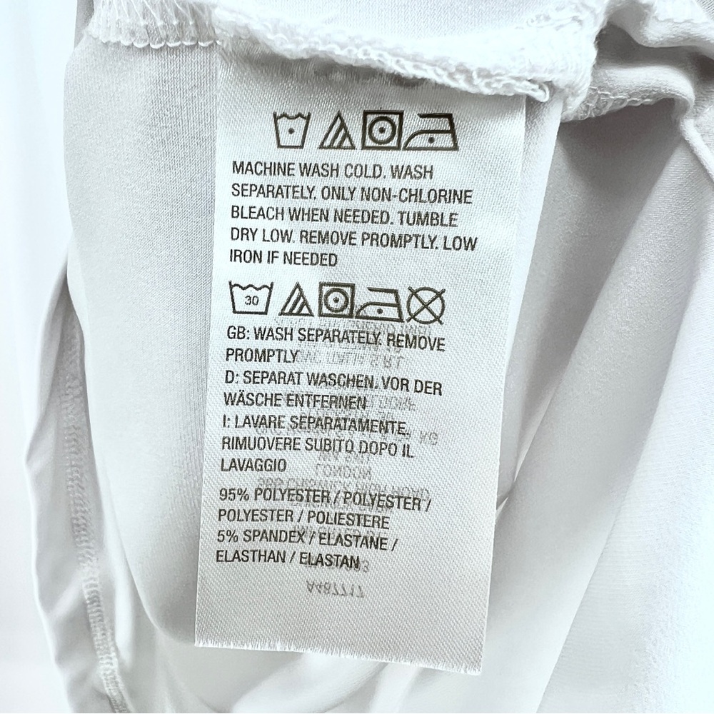 Susan Graver Modern Essentials Liquid Knit Top Sz MP White V Neck Short Sleeve - Picture 13 of 14